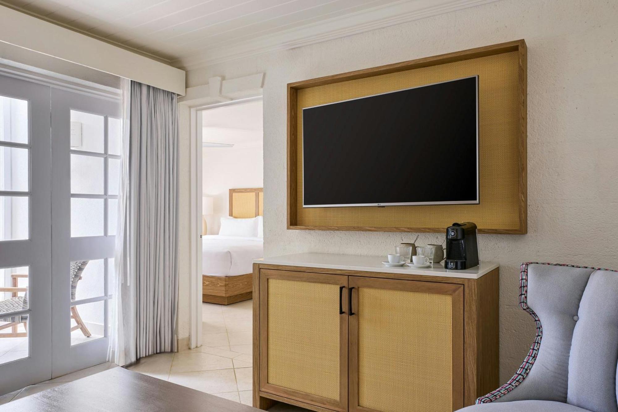 Treasure Beach Art Hotel, An Autograph Collection All-Inclusive Resort (Adults Only) Сент-Джеймс Екстер'єр фото