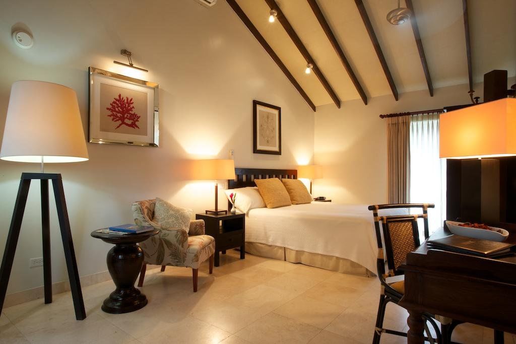 Treasure Beach Art Hotel, An Autograph Collection All-Inclusive Resort (Adults Only) Сент-Джеймс Екстер'єр фото